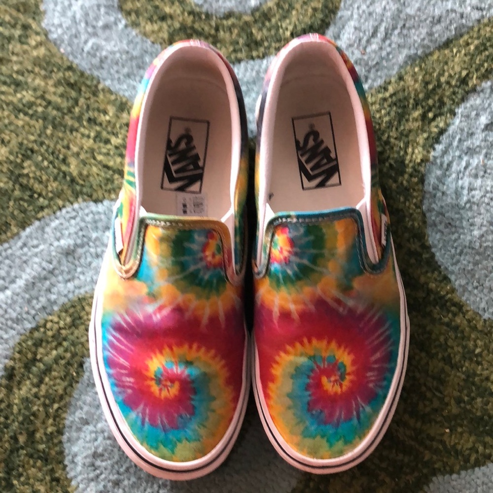 Tye dye slip on vans!!